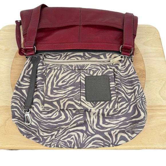 Y2K Brighton Bowie Red Leather Studded Shoulder Bag with Silver Heart Charm - Picture 12 of 16